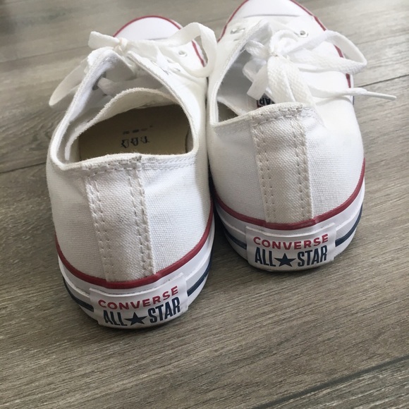 White Allstar Converse - Picture 3 of 4